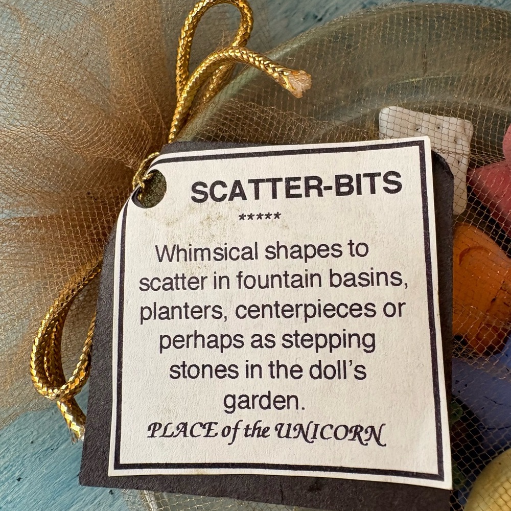 Colorful Clay/Pottery “Scatter-Bits” Set on a Glass Dish - Picture 4 of 7